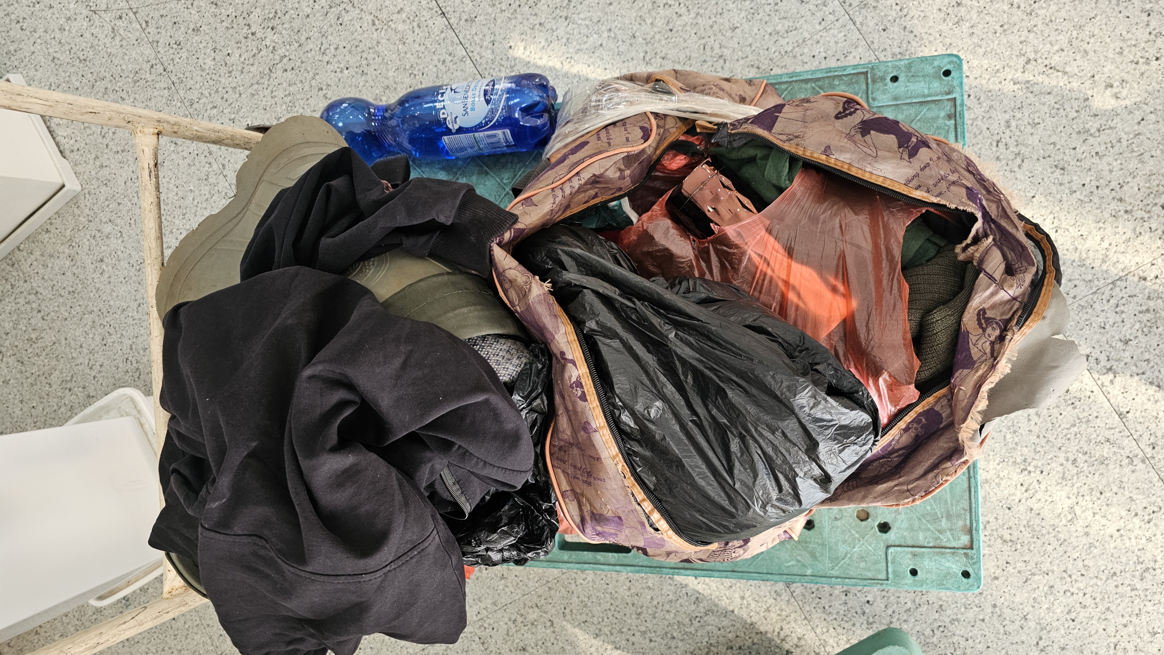 2025년 8월 18일 분실물(보스턴백 및 잡화)